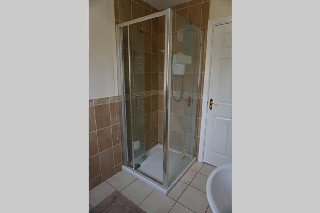 Pats Place Apartamento Donegal Town Exterior foto